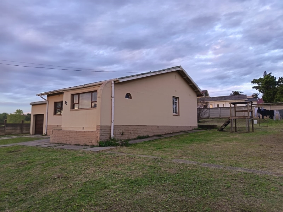 3 Bedroom Property for Sale in Van Riebeeck Hoogte Eastern Cape